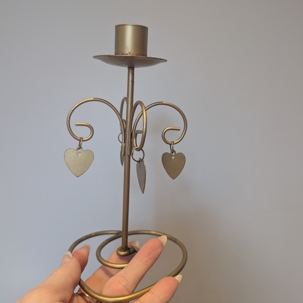 Elegant Gold Heart Candle Holder - Picture 7 of 9